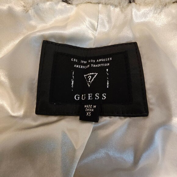 Vintage Guess XS Tipped Blue Fox Chevron Faux Fur Coat with Knit and Leather... - Picture 8 of 10